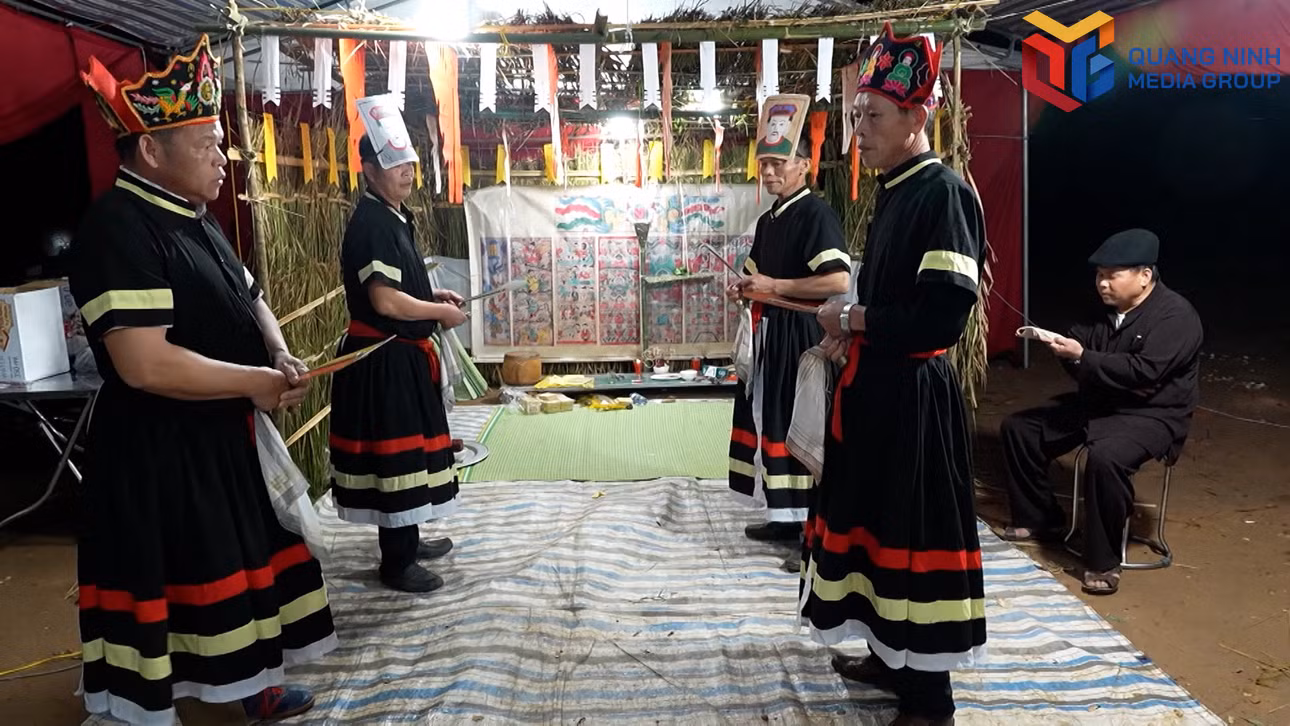 bqn_tr_quang-tan-giu-van-hoa-gan-phat-trien-du-lich00-27-34-19still002.jpg