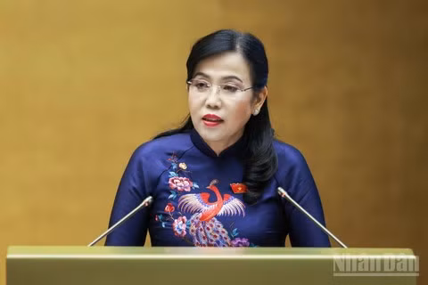 Chủ nhiệm Ủy ban Khoa học, Công nghệ và Môi trường của Quốc hội Nguyễn Thanh Hải trình bày thẩm tra dự án luật. (Ảnh: DUY LINH)