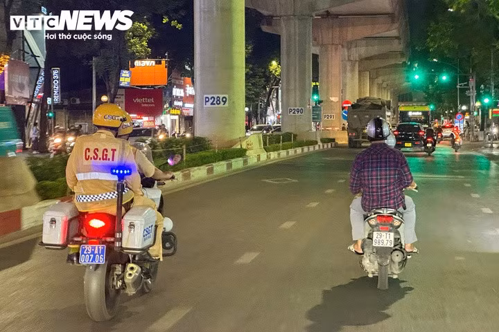 Các tuyến được tập trung kiểm soát gồm Xuân Thủy, Cầu Giấy, Hồ Tùng Mậu, Cầu Diễn, Trịnh Văn Bô... Đây là những khu vực có lưu lượng xe lớn, đặc biệt vào buổi tối.