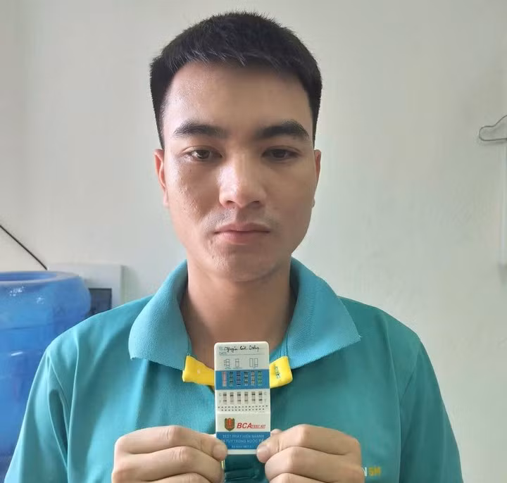 N.B Dương tại cơ quan Công an. (Ảnh: Công an phường Nếnh).