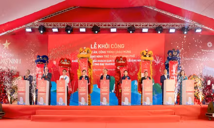 Quảng Ninh trở thành thành phố, thêm dấu ấn lưu trú 5 sao bên vịnh di sản Hạ Long