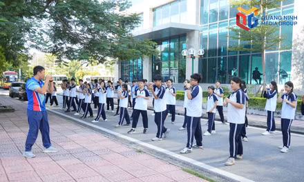 Phát triển giáo dục toàn diện từ mô hình “Trường học xã hội chủ nghĩa”