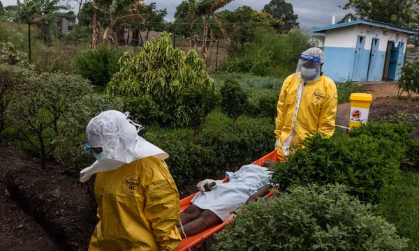 Congo bắt đầu tiêm vaccine Ebola cho nhân viên y tế tại tâm điểm dịch