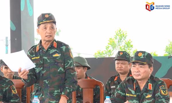 Kiểm tra, thẩm định phương án bắn đạn hơi, quả nổ trong diễn tập TC-26