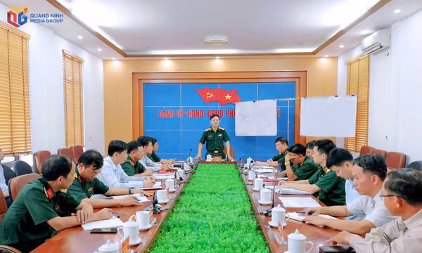 Tư lệnh Quân khu 3 kiểm tra tiến độ dự án doanh trại tại phường Bình Khê