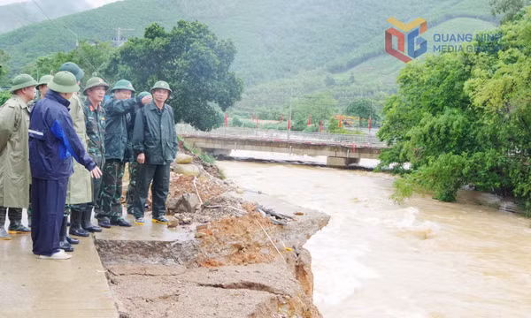 Quân khu 3 kiểm tra công tác phòng, chống bão số 4 tại Quảng Ninh