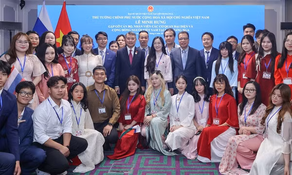 Quy định mới về chế độ, chính sách đối với thành viên cơ quan Việt Nam ở nước ngoài