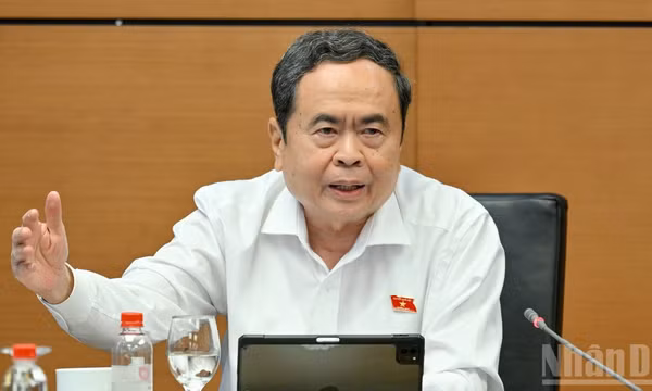 Chủ tịch Quốc hội: Cắt giảm thủ tục, không cắt giảm trách nhiệm bảo vệ môi trường