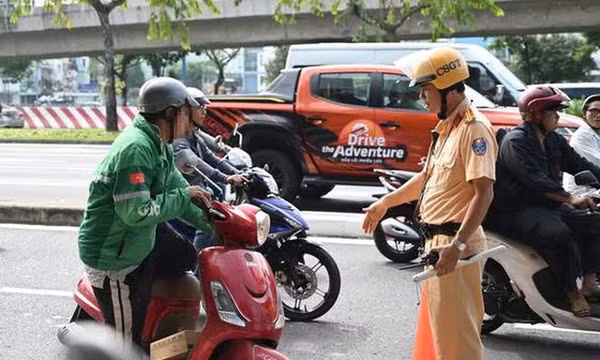 Ngày đầu nghỉ lễ 2/9: 9 trường hợp bị xử phạt do không tuân thủ quy định về khoảng cách