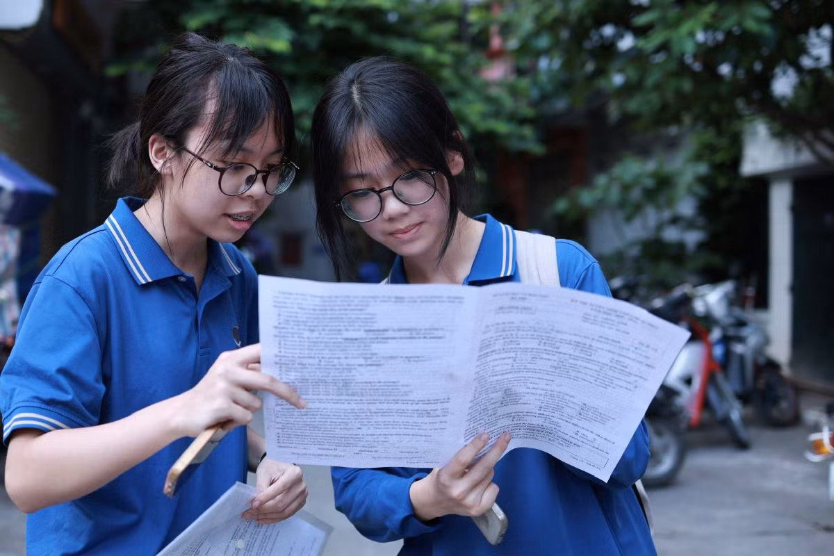 Tuyển sinh 2026 siết nguyện vọng, xét điểm học bạ cả 3 năm THPT, học sinh lớp 12 gấp rút điều chỉnh kế hoạch. Ảnh: Hải Nguyễn