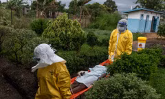 Congo bắt đầu tiêm vaccine Ebola cho nhân viên y tế tại tâm điểm dịch