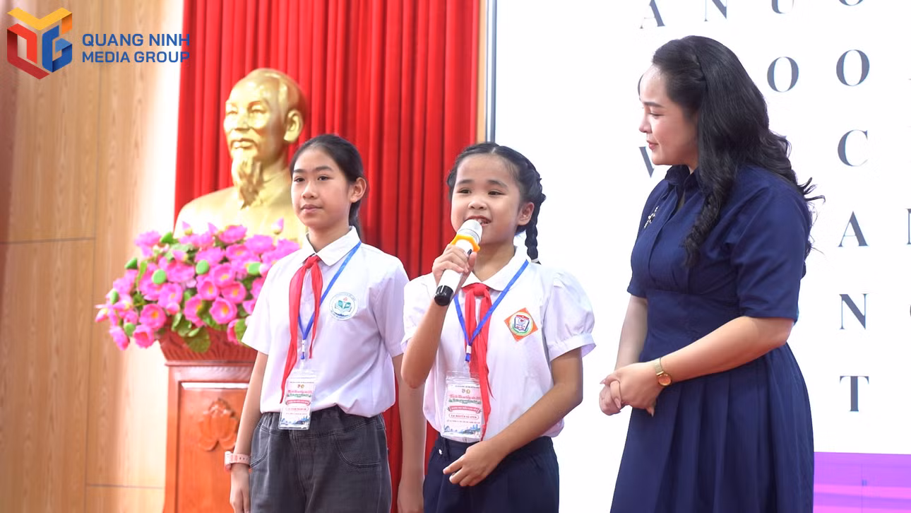 Tập huấn Luật Trẻ em và an toàn trong kỷ nguyên số.