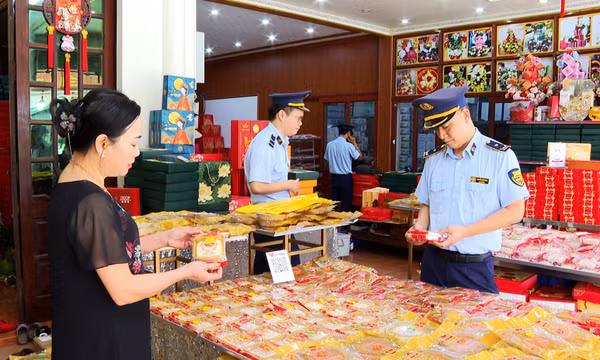 Siết chặt quản lý thị trường phục vụ Trung thu