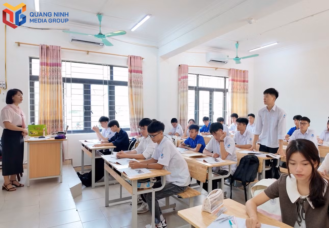 bqn_tl_thu-phuong-hon-500-truong-hoc-diem-truong-duoc-lap-dieu-hoa-mien-phimp400-01-20-01still001.jpg