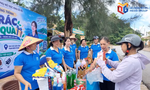 Đổi rác lấy quà - Hành động nhỏ, ý nghĩa lớn