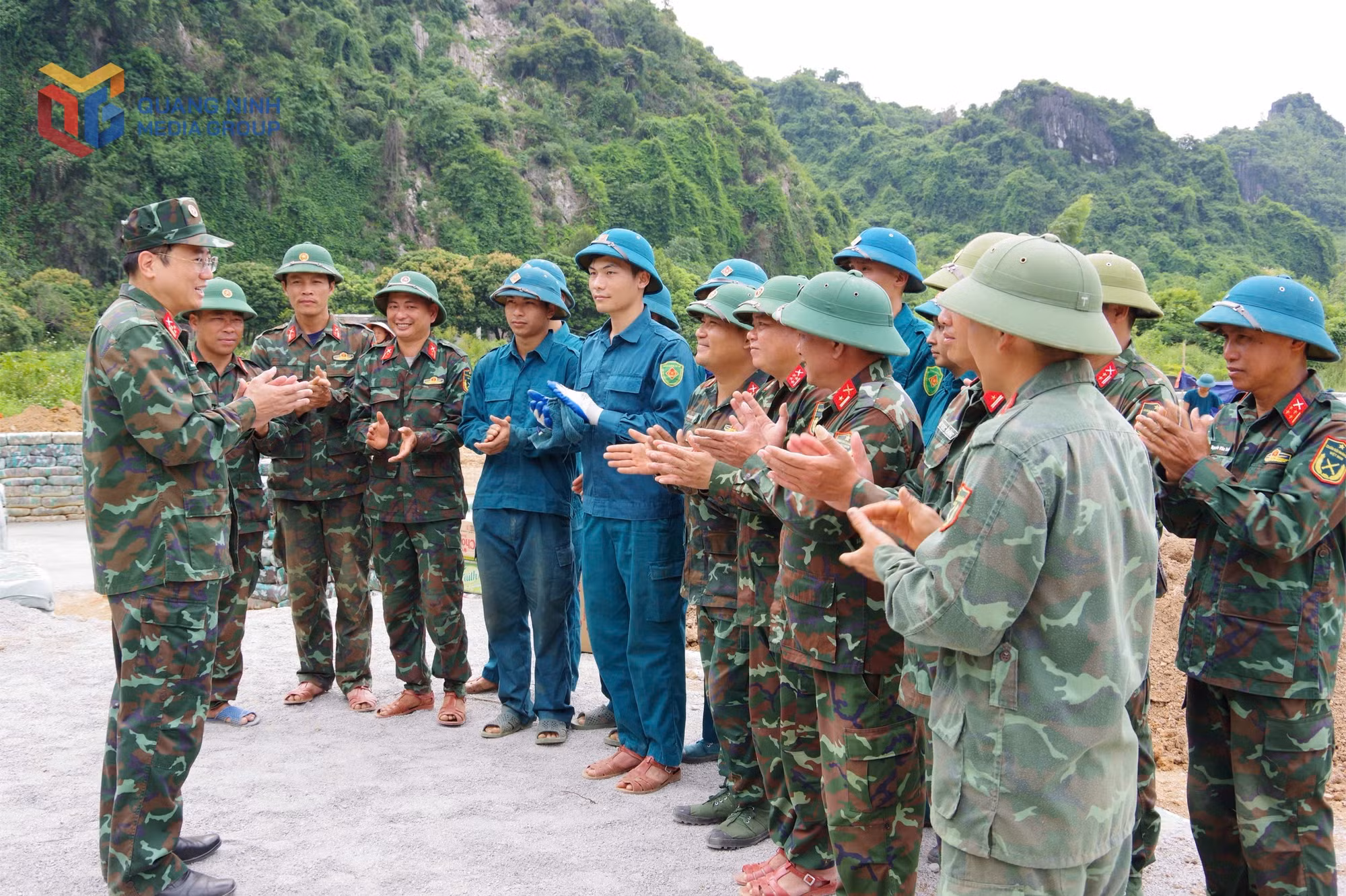 thu-truong-bo-chqs-thanh-pho-dong-vien-luc-luong-lam-cong-tac-chuan-bi-dien-tap-khu-vuc-phong-thu-thanh-pho-4388.jpg