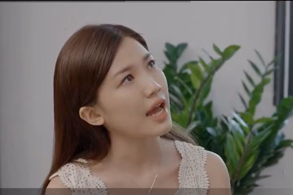 &nbsp;Đến nay vai Trà do Lương Thanh đóng gây tranh cãi nhất phim.&nbsp;