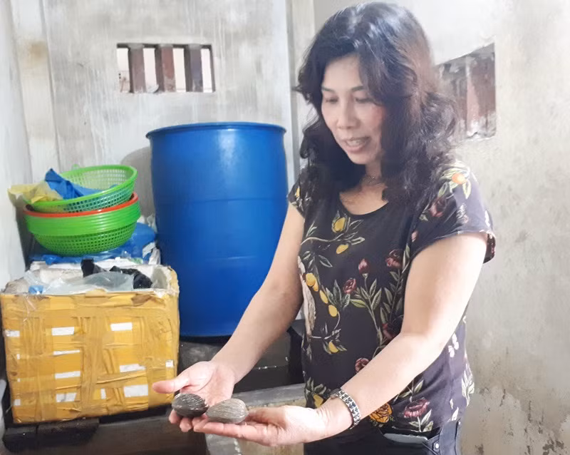 Chị Nguyễn Thị Ngát hồ hởi nói về con ngán.