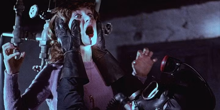  4. My bloody Valentine: Mặc dù chỉ là phiên bản làm lại của bộ phim ít gây được chú ý năm 1981 nhưng 