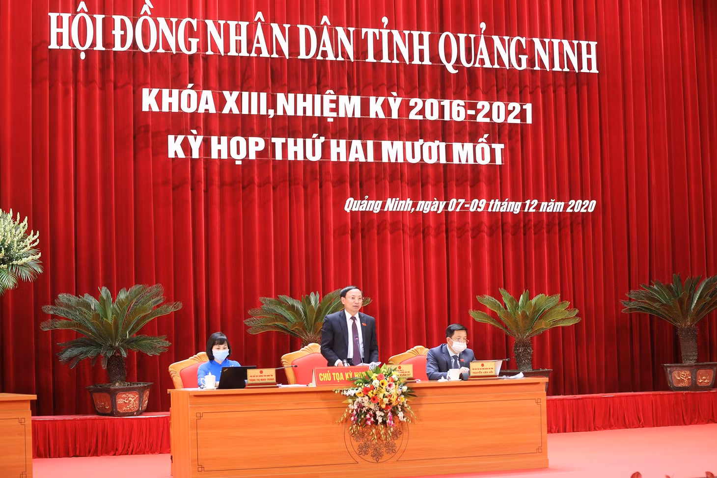 Chủ tọa điều hành kỳ họp thứ 21, HĐND tỉnh khóa XIII.