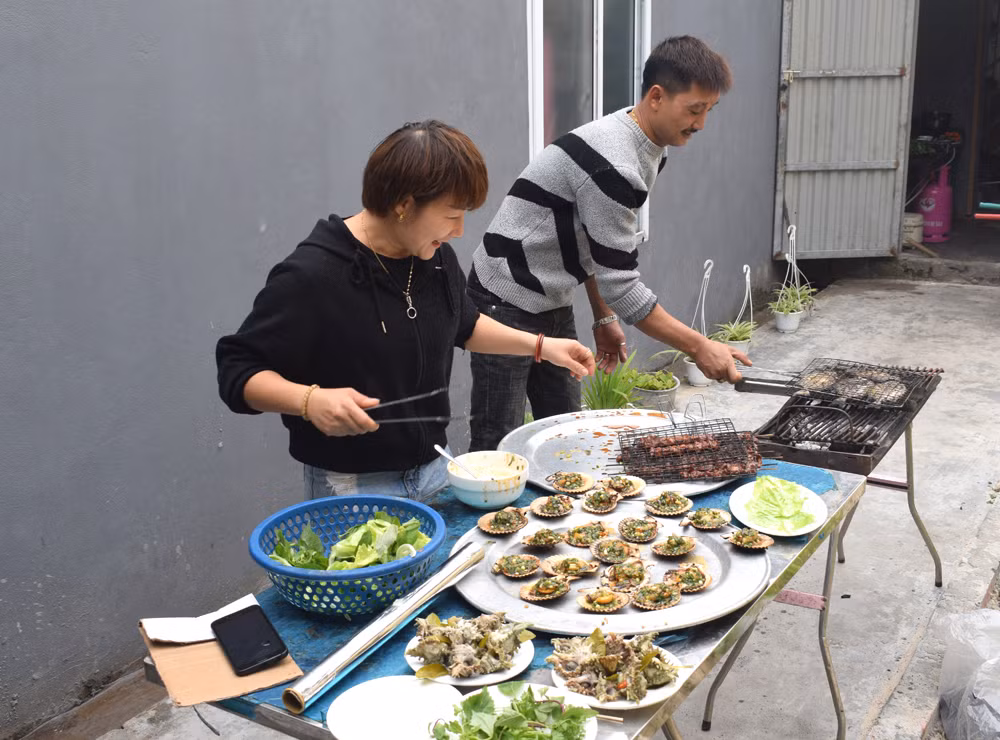 Sò điệp nướng đến đâu ăn nóng luôn mới ngon