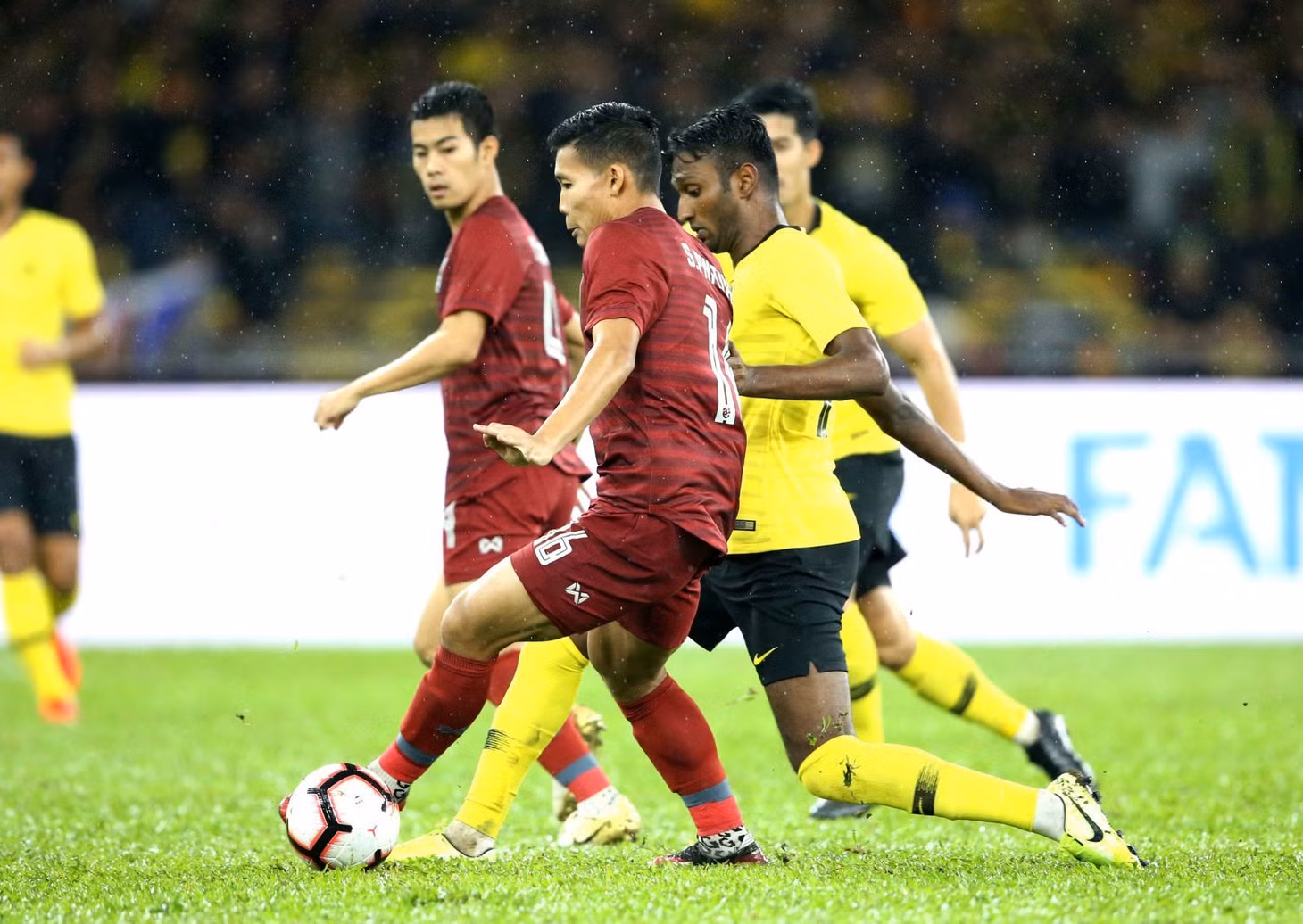 Thái Lan không thể chủ quan như cách họ đã để thua Malaysia trên Bukit Jalil. Ảnh: vietnamnet