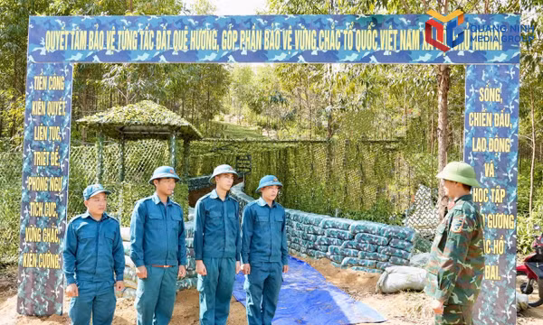 Công tác chuẩn bị sở chỉ huy, công sự, trận địa, khu vực thực binh được Ban Tổ chức diễn tập phường Hạ Long chỉ đạo chuẩn bị chu đáo kỹ lưỡng.