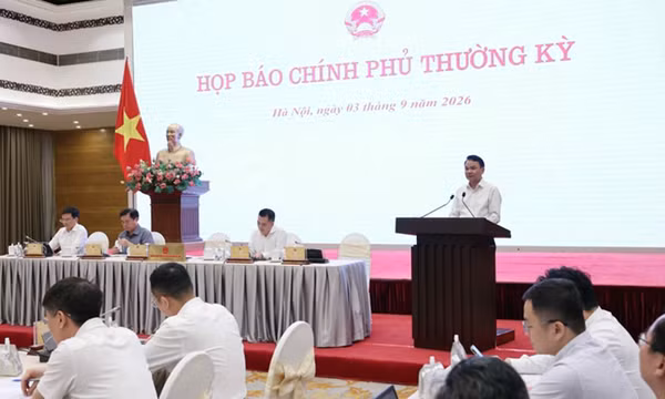 Quang cảnh cuộc họp báo Chính phủ thường kỳ tháng 8/2026. (Ảnh: VGP) 