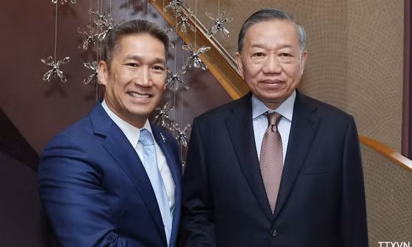 Tổng Bí thư, Chủ tịch nước Tô Lâm tiếp Quyền Bộ trưởng Hải quân Hoa Kỳ Hùng Cao