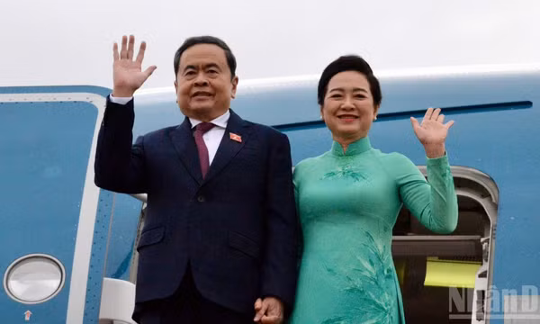 Chủ tịch Quốc hội và Phu nhân kết thúc tốt đẹp chuyến thăm chính thức Hàn Quốc