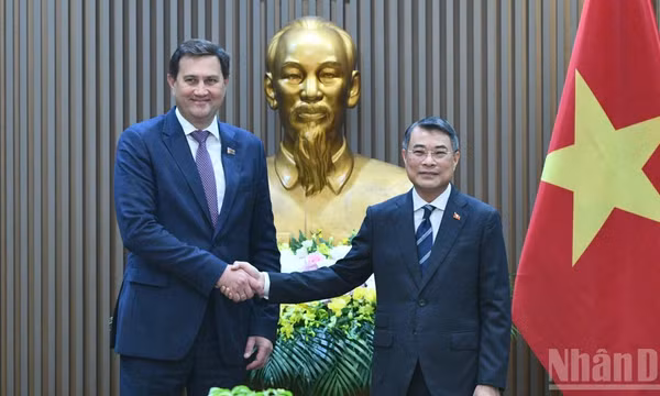 Thúc đẩy quan hệ hữu nghị truyền thống và Đối tác chiến lược Việt Nam-Belarus phát triển thực chất, hiệu quả