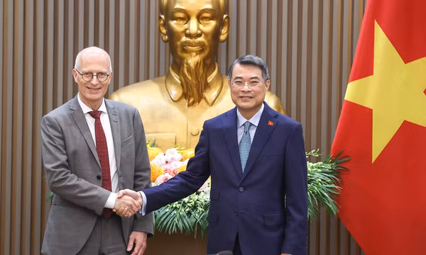 Thủ tướng Lê Minh Hưng: Đưa hợp tác kinh tế biển thành trọng tâm, ưu tiên trong quan hệ với Đức