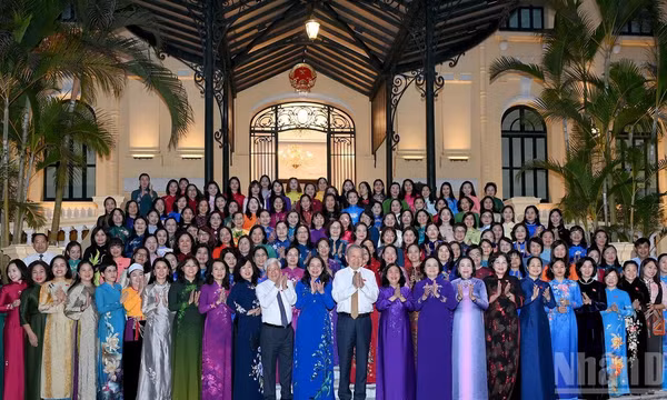 Nữ đại biểu Quốc hội cần phát huy bản lĩnh và trí tuệ trong xây dựng pháp luật