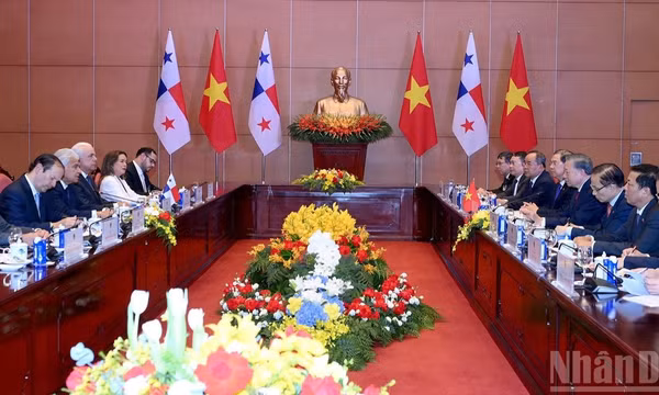 Tổng Bí thư, Chủ tịch nước Tô Lâm hội đàm với Tổng thống Panama Jose Raul Mulino, tại Hà Nội, ngày 6/10/2026. (Ảnh: ĐĂNG KHOA) 