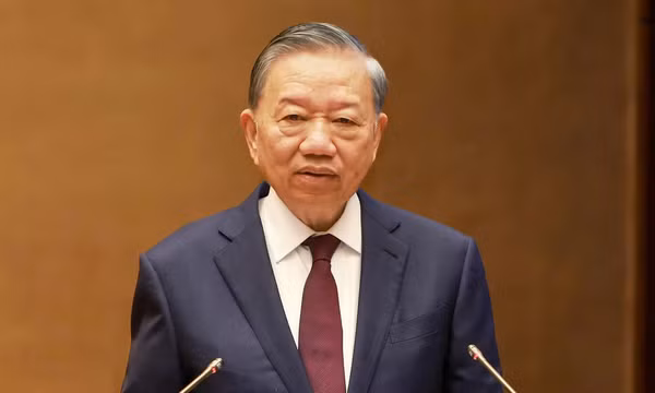 Tổng Bí thư, Chủ tịch nước Tô Lâm phát biểu chỉ đạo Hội nghị toàn quốc quán triệt, triển khai thực hiện Nghị quyết Trung ương 4, sáng 16/10 - Ảnh: chinhphu.vn/Nhật Bắc