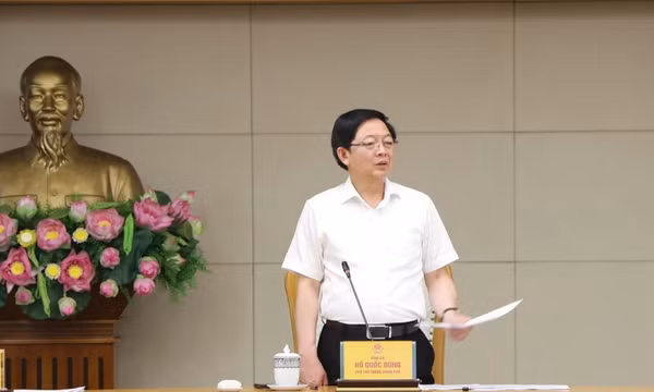 Phó Thủ tướng Hồ Quốc Dũng phát biểu tại cuộc họp với các bộ, cơ quan về tình hình triển khai các nhiệm vụ phát triển công nghệ chiến lược . (Ảnh: chinhphu.vn)