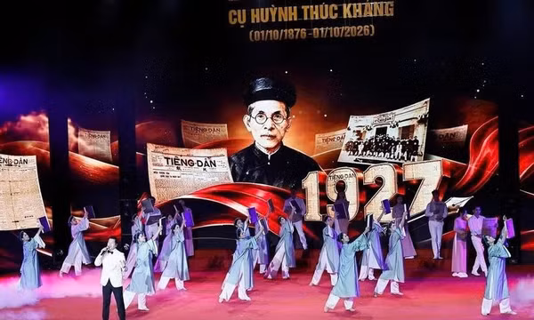Chủ tịch Quốc hội Trần Thanh Mẫn dự Lễ kỷ niệm 150 năm Ngày sinh cụ Huỳnh Thúc Kháng