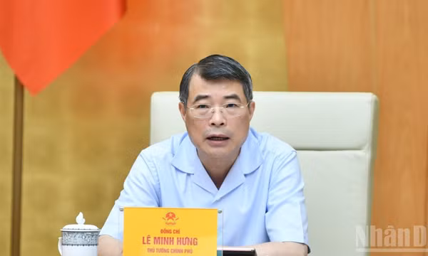 Bí thư Đảng ủy Chính phủ, Thủ tướng Chính phủ Lê Minh Hưng phát biểu ý kiến tại hội nghị. (Ảnh: THANH GIANG)