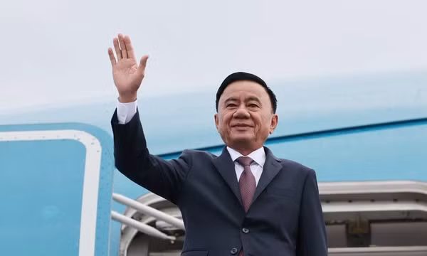 Ủy viên Bộ Chính trị, Thường trực Ban Bí thư Trần Cẩm Tú lên đường thăm chính thức Singapore và đồng chủ trì Đối thoại Chiến lược Việt Nam-Singapore lần thứ nhất. (Ảnh: Phương Hoa/TTXVN)