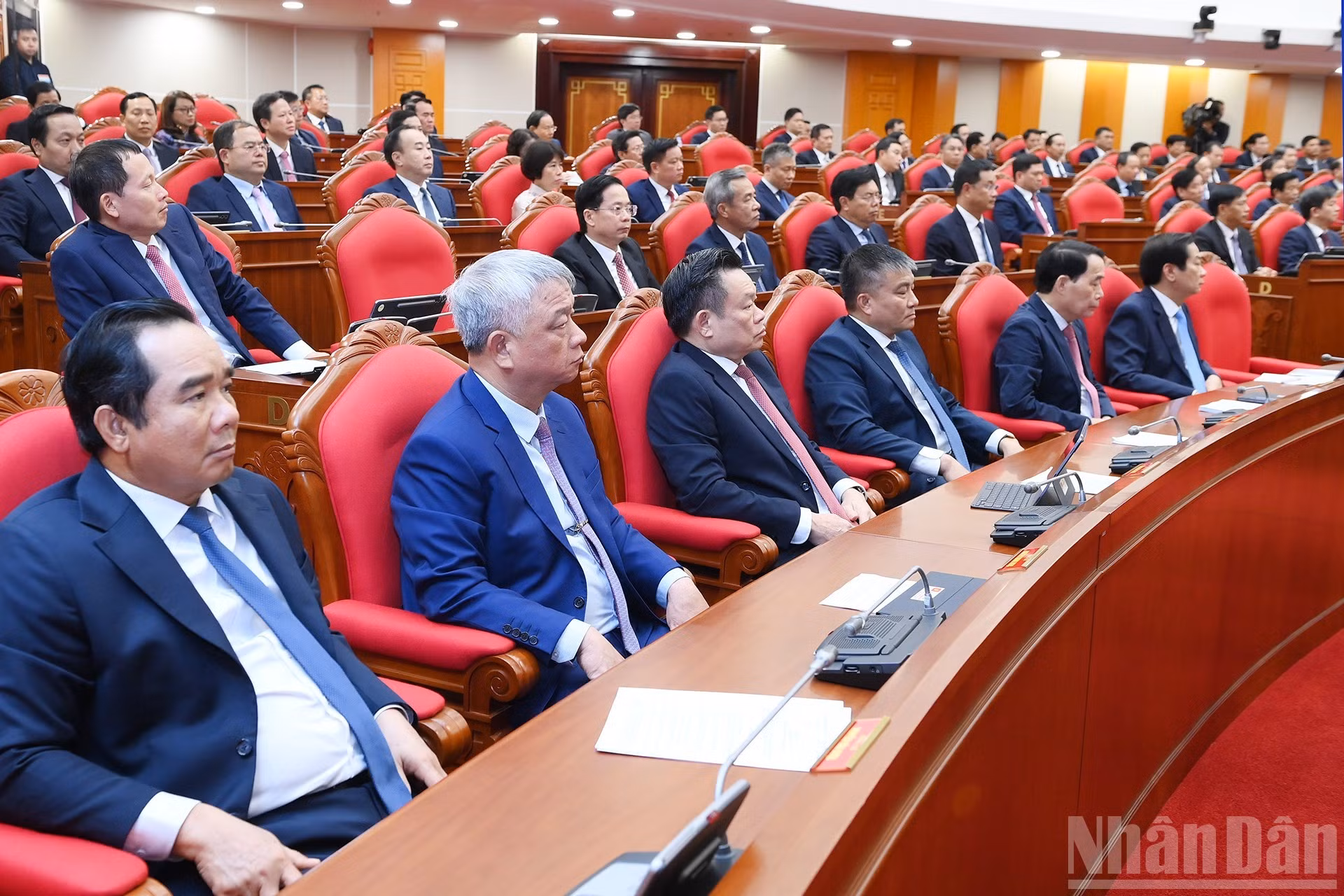 Các đại biểu dự phiên bế mạc hội nghị.