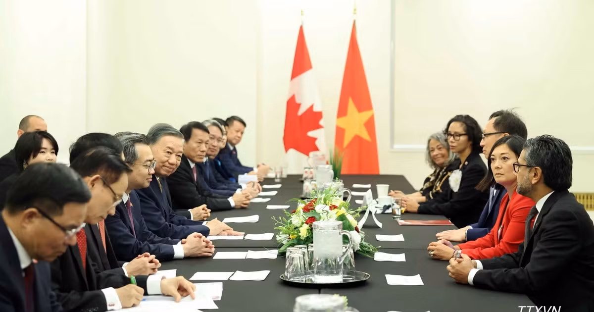 Tổng Bí thư, Chủ tịch nước Tô Lâm tiếp Nhóm Nghị sĩ hữu nghị Canada-Việt Nam. (Ảnh: TTXVN)