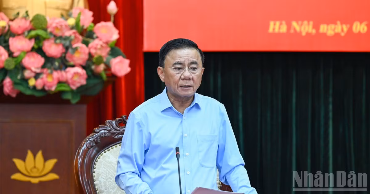 Đồng chí Trần Cẩm Tú, Ủy viên Bộ Chính trị, Thường trực Ban Bí thư. (Ảnh: DUY LINH)