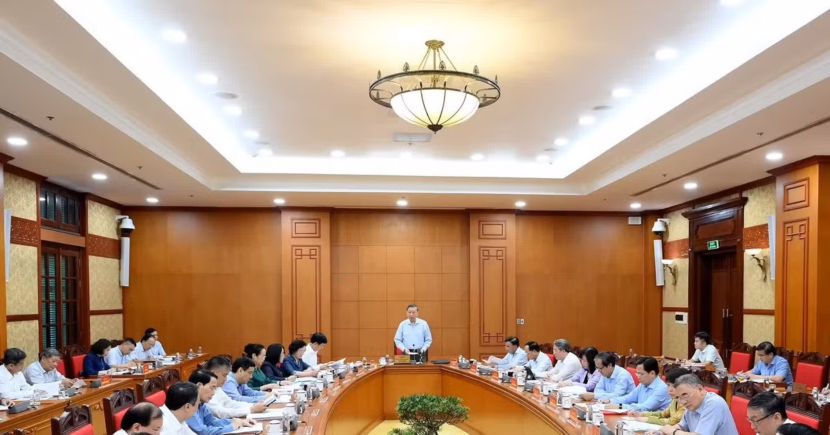 Đồng chí Tổng Bí thư, Chủ tịch nước Tô Lâm phát biểu tại cuộc làm việc với Đảng ủy Chính phủ, Đảng ủy Bộ Văn hóa, Thể thao và Du lịch về phát triển thể dục, thể thao trong giai đoạn mới.