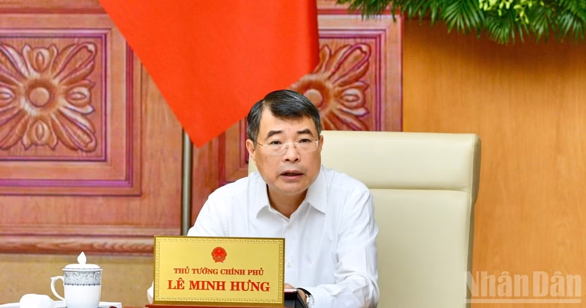 Thủ tướng Chính phủ Lê Minh Hưng phát biểu ý kiến tại cuộc họp. (Ảnh: THANH GIANG) 