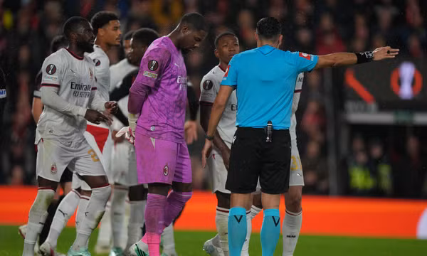 Europa League: Bournemouth thắng đậm AC Milan, Juventus hòa Rennes, Leverkusen toàn thắng
