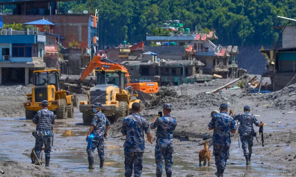 Lũ quét thảm khốc tại Nepal và Tây Tạng, hơn 390 người thiệt mạng