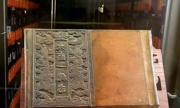 Mộc bản triều Nguyễn - Những trang sử được khắc trên gỗ