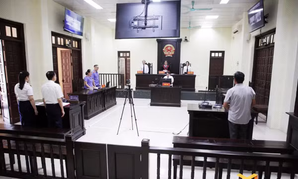 Bảo vệ lợi ích công và người yếu thế