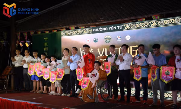 16 kỳ thủ xuất sắc tranh tài tại Giải cờ tướng “Kỳ Vương Yên Tử”
