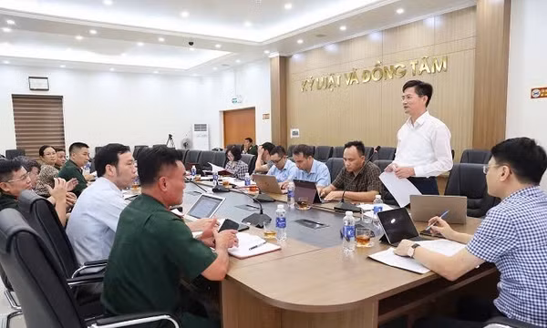  Phó Bí thư Đảng ủy, Chính trị viên Ban Chỉ huy Quân sự năng động 
